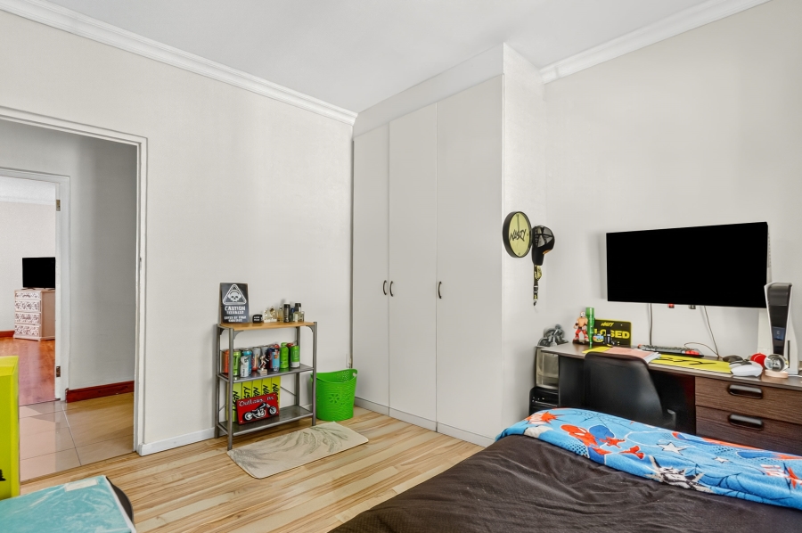 6 Bedroom Property for Sale in Olive Grove Western Cape